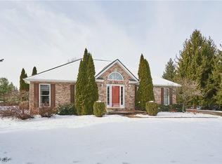 3840 Deer Lake Dr, Medina, OH 44256