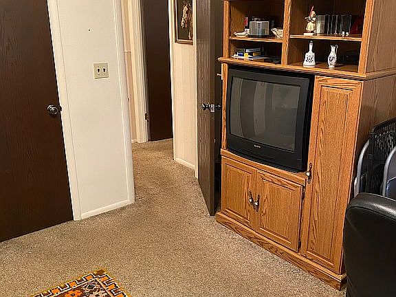 2nd image of 143 Flintlock Way APT C