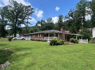 6447 Flat Frk, Salyersville, KY 41465