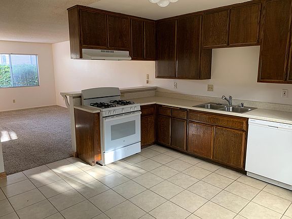 2nd image of 2627 E Broadway APT 3