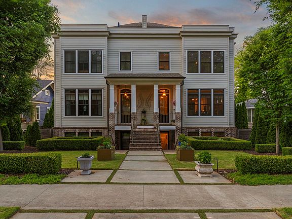 5th image of 208B Perry Ave