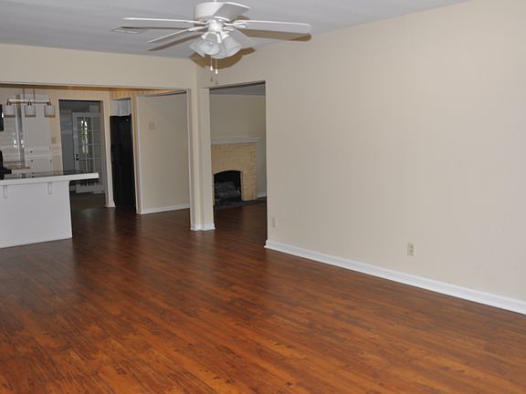 3rd image of 2038 4th Ave