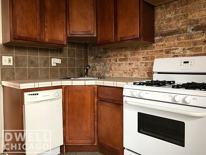 1st image of 1302 W Albion Ave #1304-2