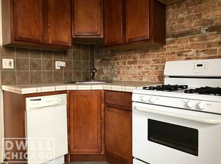 1302 W Albion Ave #1304-2, Chicago, IL 60626