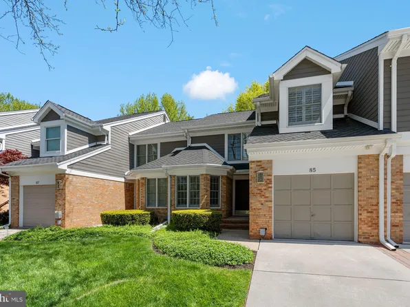 85 River Oaks Cir, Pikesville, MD 21208