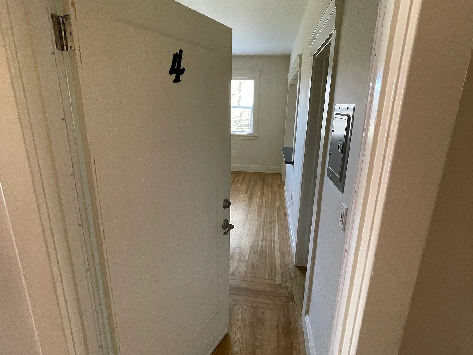 Studio, $2,400 — Photo 1