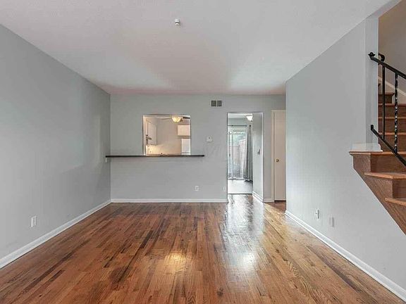 3rd image of 1753 Willoway Cir N #1753