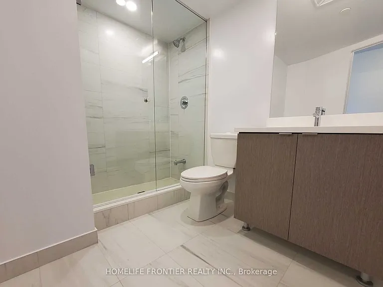 219 Dundas St E #702 — Photo 7