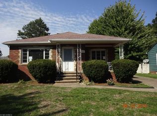 516 W 30th St, Lorain, OH