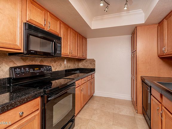 5th image of 3825 E CAMELBACK Road #269