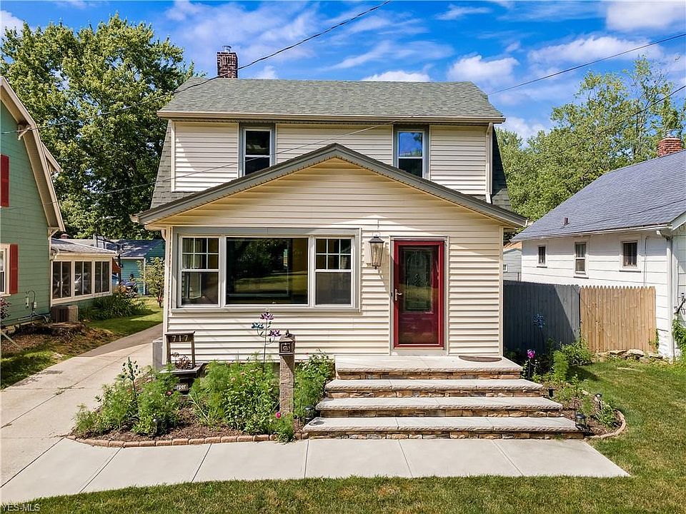 1st image of 717 Myrtle Ave
