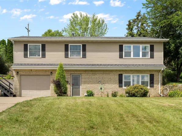 651 N Birch St, Monticello, IA 52310