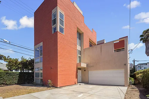 2405 Magnolia Ave Photo 1