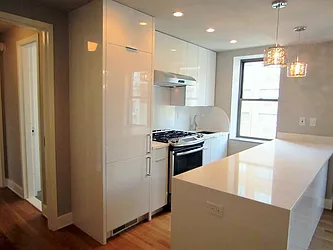 Rented by Rossi Living