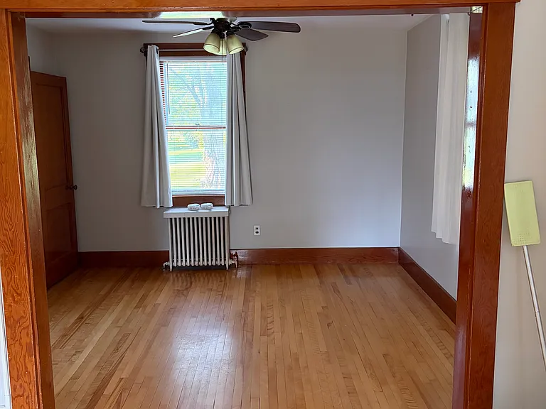 69 Ferris St — Photo 10
