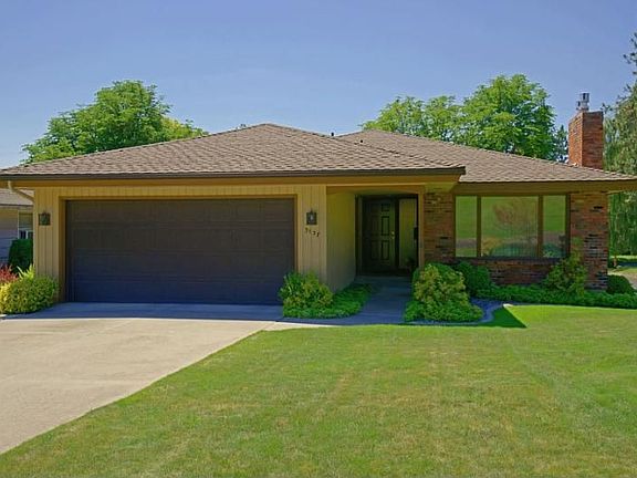 2nd image of 3137 N Park Blvd