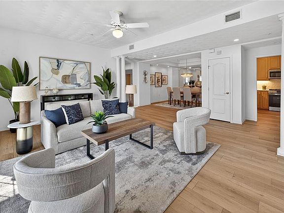 4th image of 1280 Laskin Rd APT 102