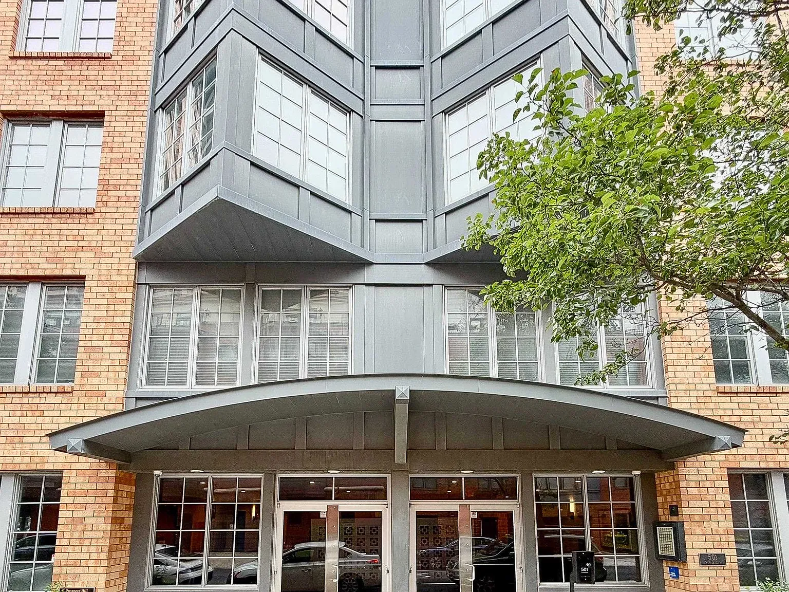 2 bed, 2.0 bath, $4,750 — Photo 2