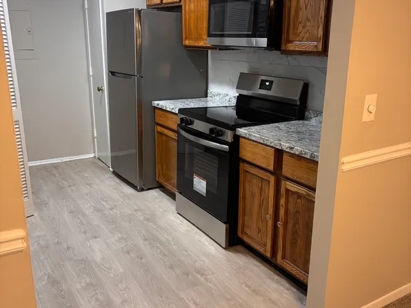 5552 Mountain Springs Cir, Stone Mountain, GA 30088