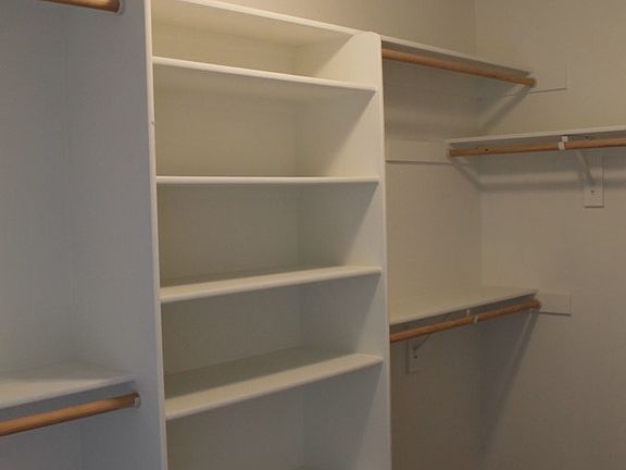 5th image of 352 Boylson Street