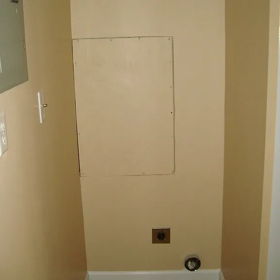 Dryer hook up in large laundry closet