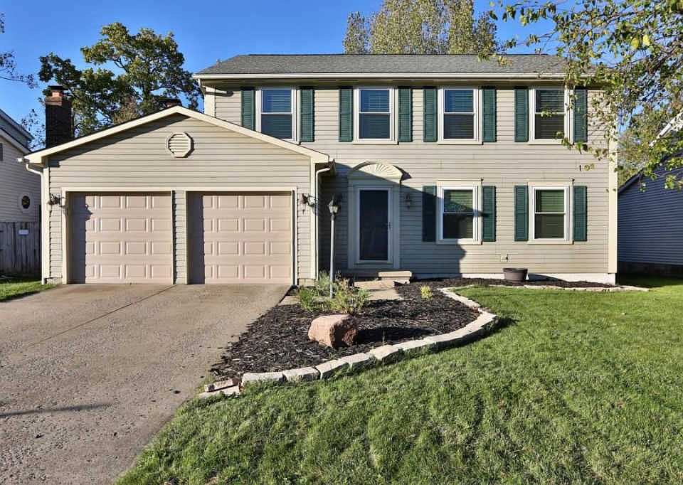 1st image of 784 Pine Post Ln
