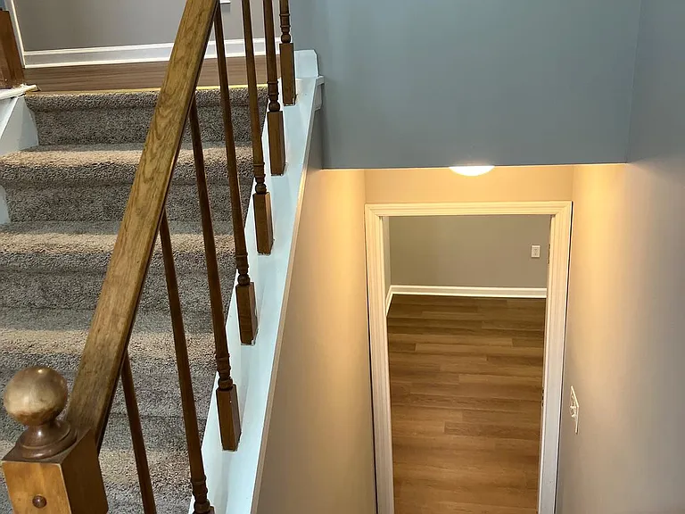 11211 Surry Woods Ct — Photo 28