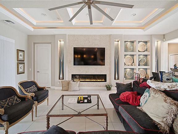 4th image of 621 Regatta Way