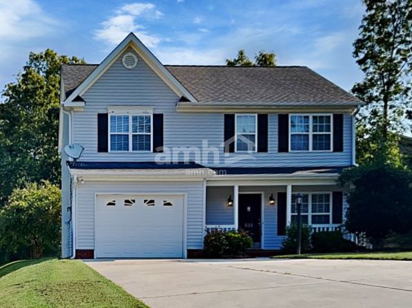 606 Three Oaks Dr