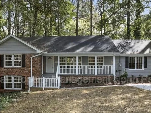 1755 Reindeer Dr, Atlanta, GA 30329