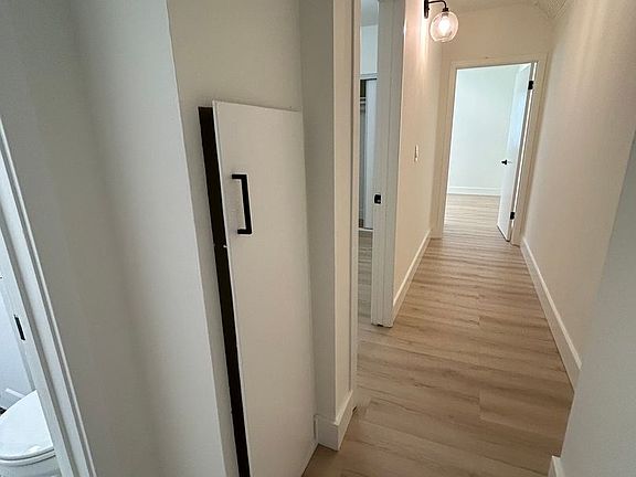 4th image of 2038 McAllister St APT 2