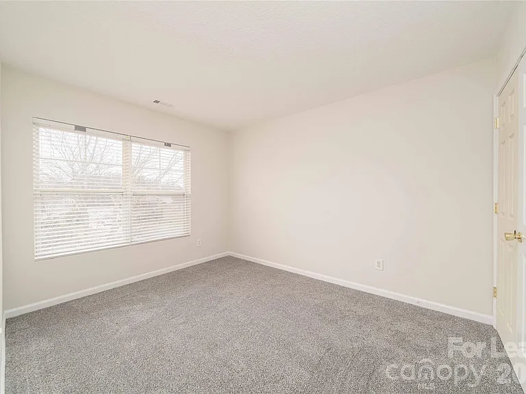 2116 Sebastiani Dr — Photo 6