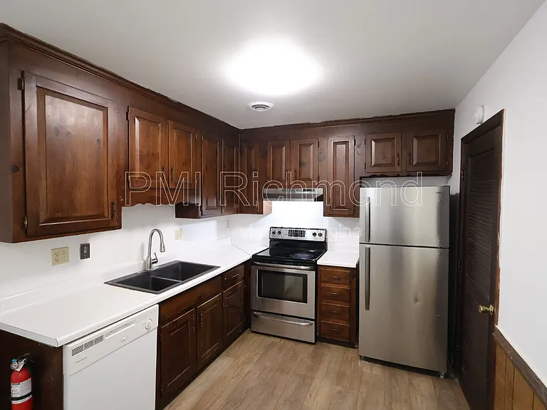 7843 Provincetown Dr — Photo 6