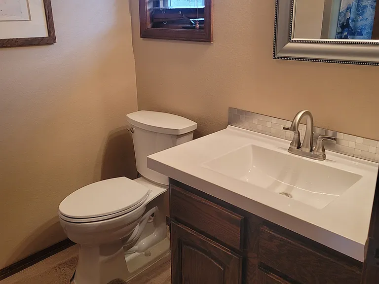 186 Lake View Cir E — Photo 23