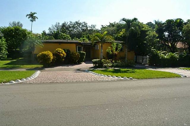 1st image of 201 South Dr