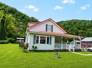 135 Jerry Bottom Rd, Huddy, KY 41535