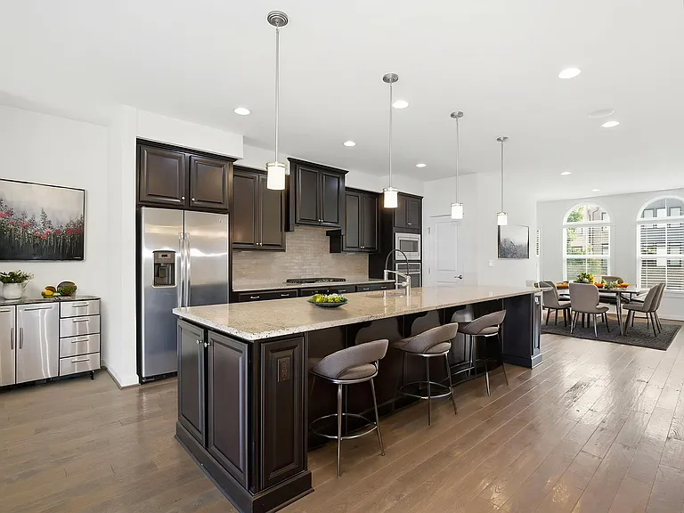 22527 Foundation Dr — Photo 3