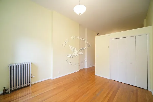 Rented by Red Sparrow Realty Group | media 22