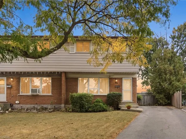 48 Raleigh Ct, Hamilton, ON L8W 1H1