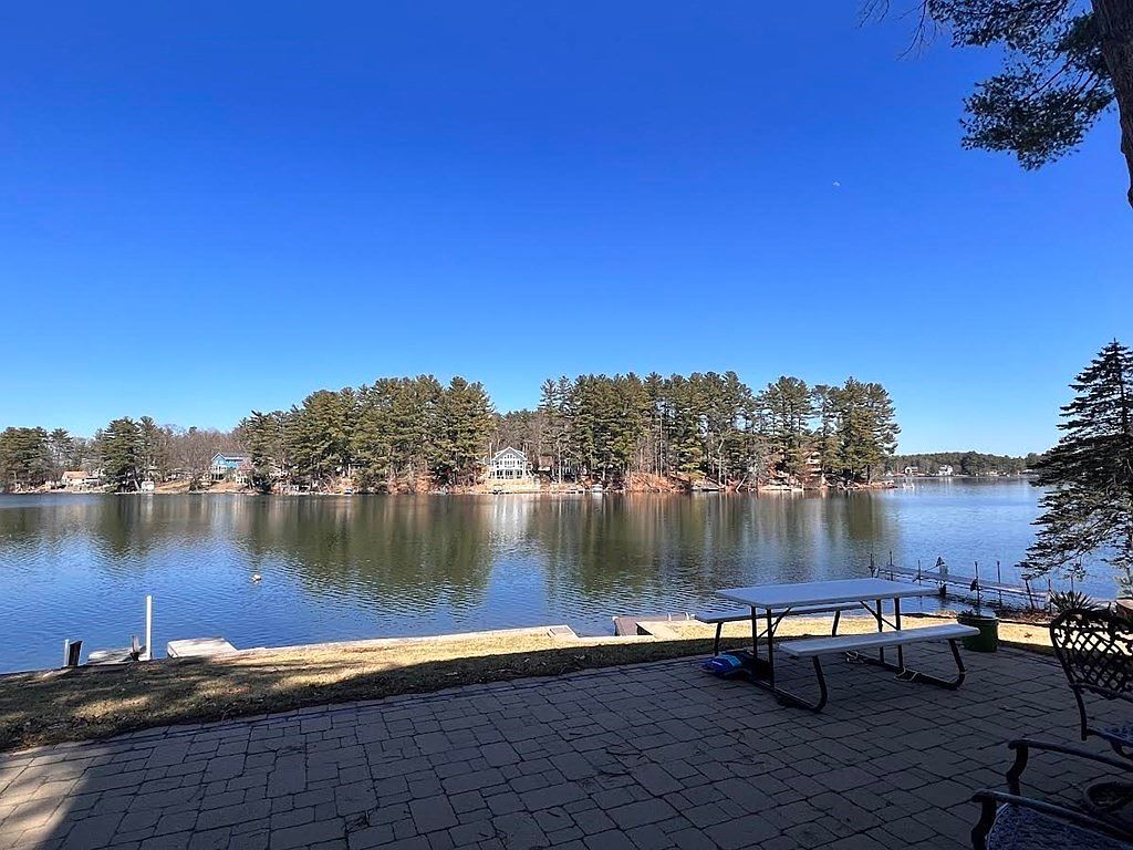 75 Hunter Ave, Hudson, MA 01749 Zillow