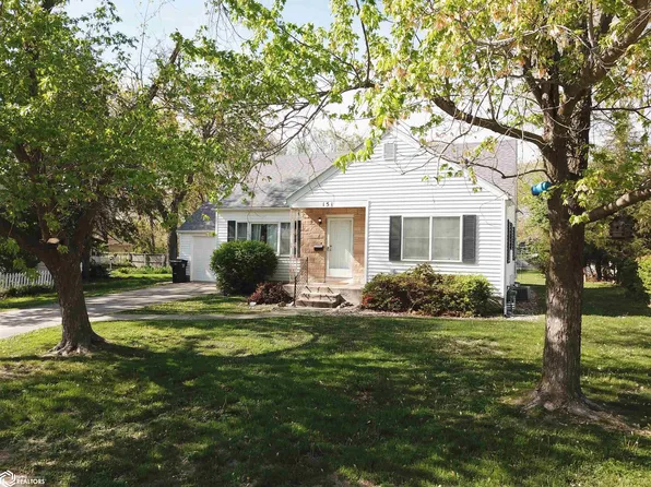 151 W Alta Vista Ave, Ottumwa, IA 52501