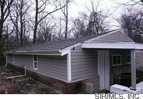 2nd image of 411 Olive St