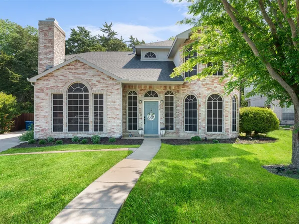 204 Lemontree Ln, Desoto, TX 75115