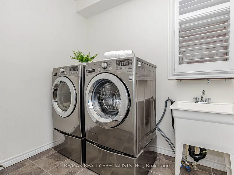 117 Norma Cres #MAIN UPPER — Photo 15