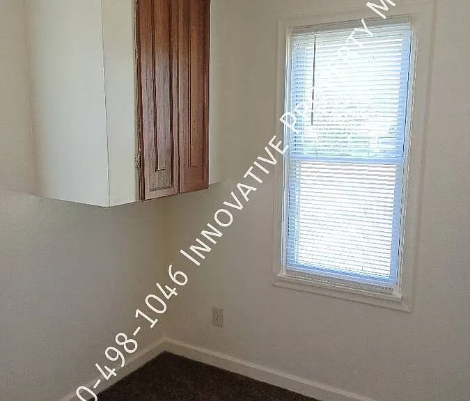 2266 Donovan St — Photo 11