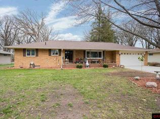 643 1st Ave NW, Winnebago, MN 56098