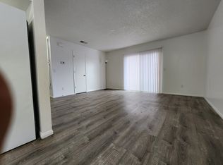 16518 Avalon Ave APT 8, Victorville, CA 92395