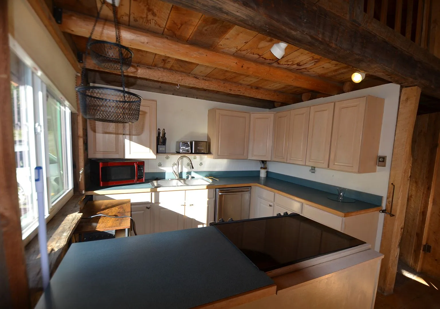 Alma Studios — Photo 3