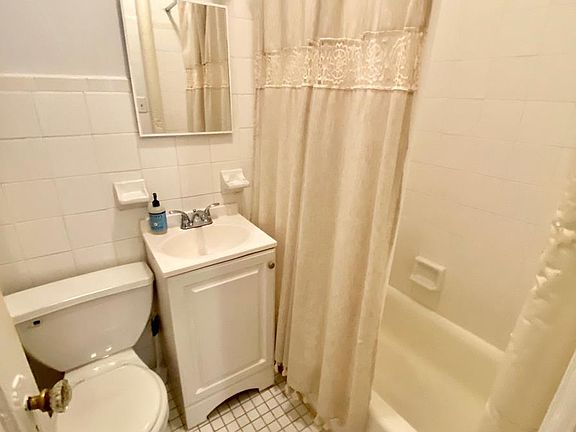 5th image of 169 E 92nd St APT C3