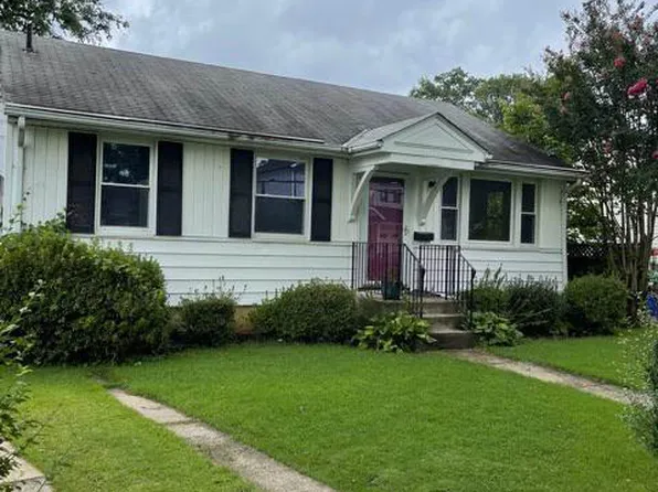 9914 Montauk Ave, Bethesda, MD 20817